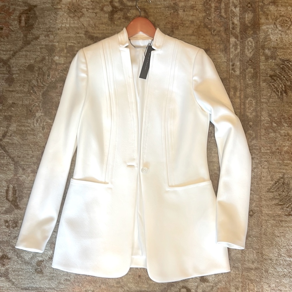 NWT Elie Tahari Ivory Blazer Size 2